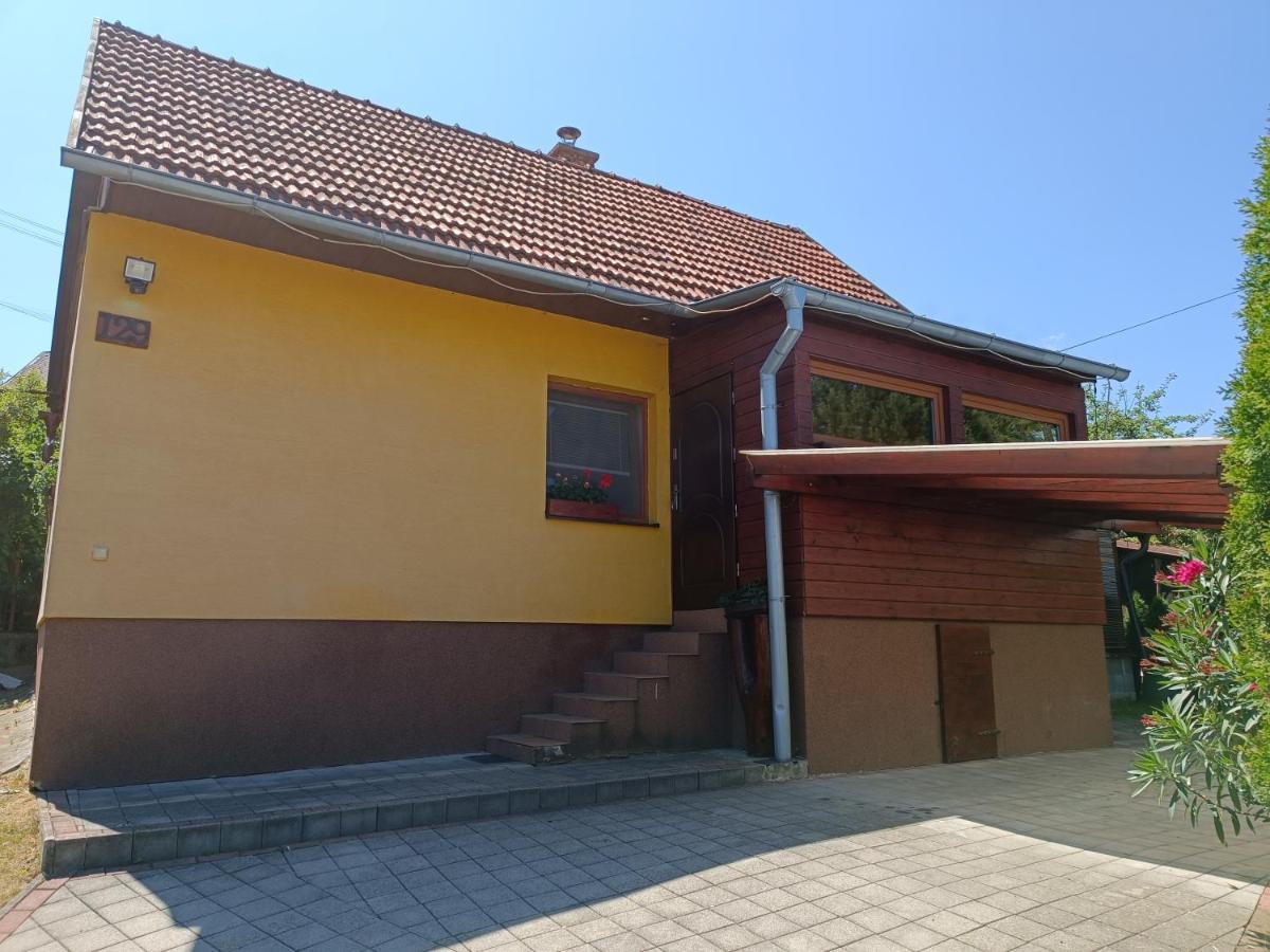 Utulny Dovolenkovy Dom Villa Liptovský Hrádok Eksteriør bilde